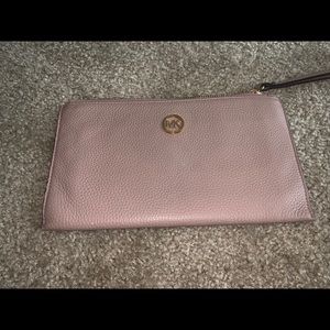 Michael Kors soft pink Wristlet